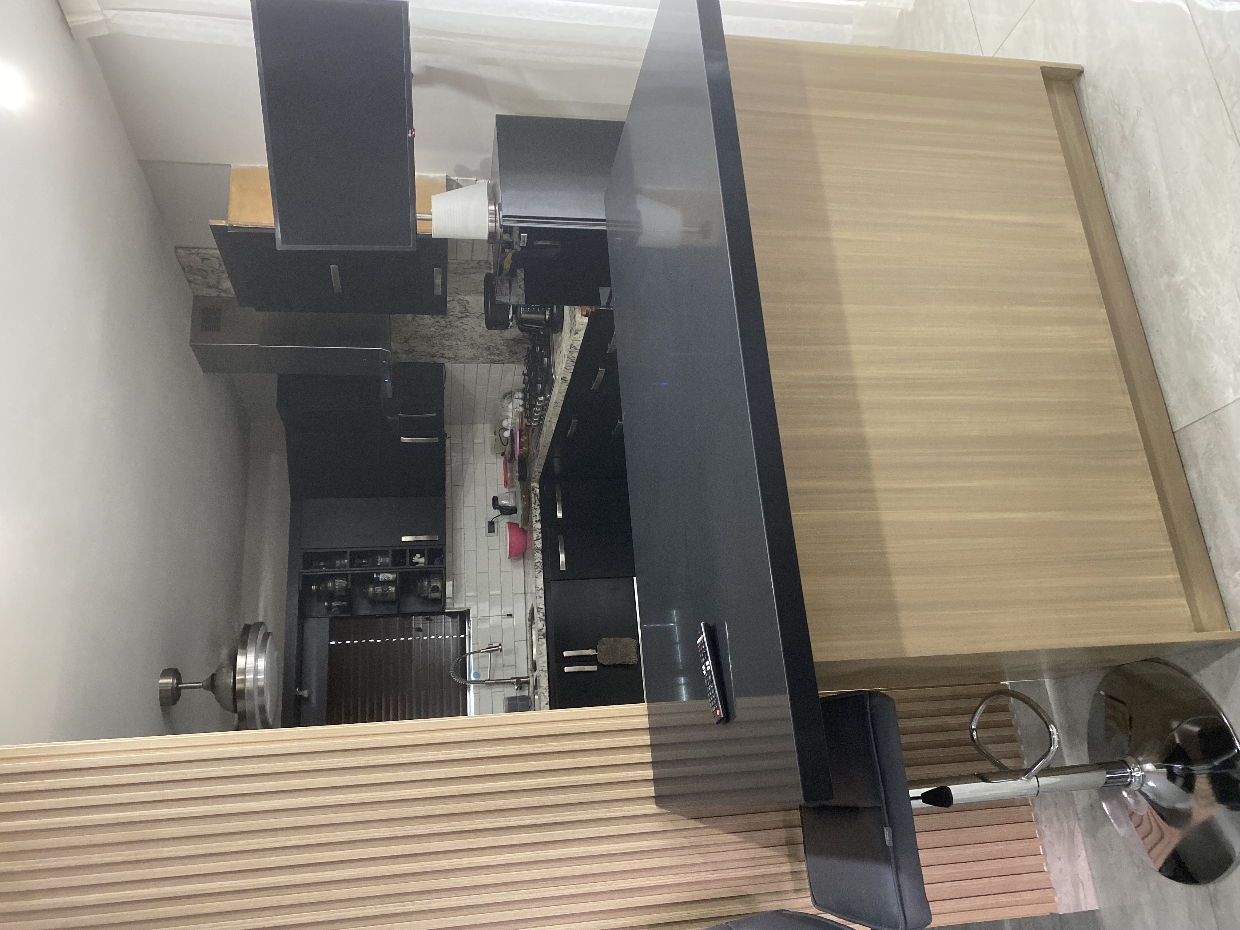 cosina moderna de Cabinetes negros